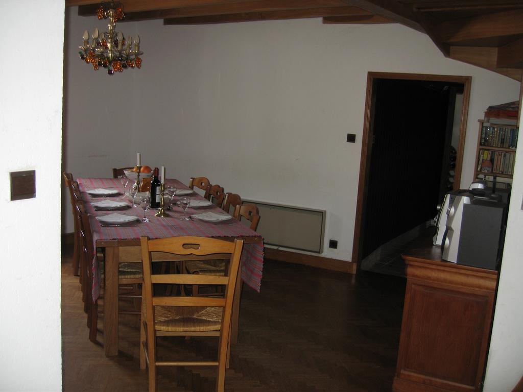 Hôtel Domaine du Besset à Aubusson-d'Auvergne Extérieur photo